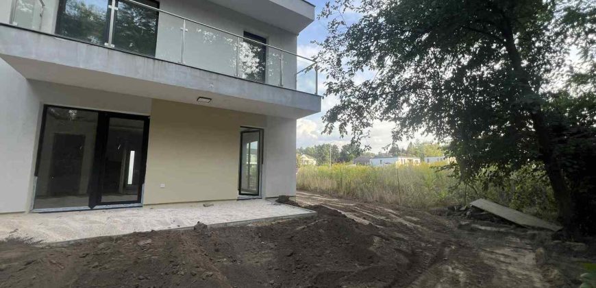 Komárom-Esztergom megye – Tata – Nincs megadva