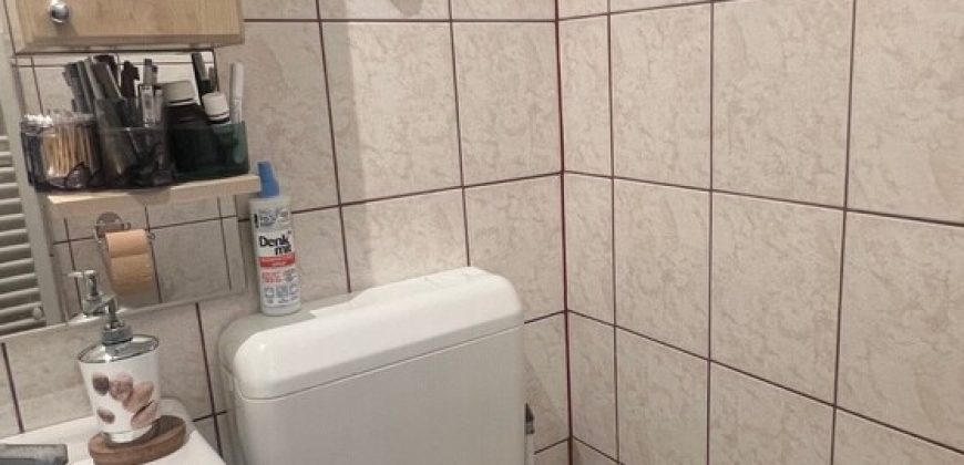 Komárom-Esztergom megye – Oroszlány – Nincs megadva