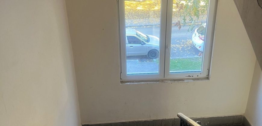 Komárom-Esztergom megye – Oroszlány – Nincs megadva