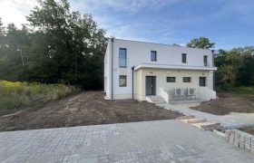 Komárom-Esztergom megye – Tata – Nincs megadva