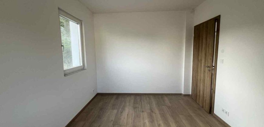 Komárom-Esztergom megye – Tata – Nincs megadva