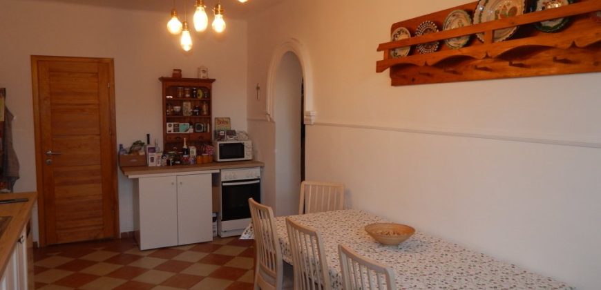 Komárom-Esztergom megye – Tata – Nincs megadva