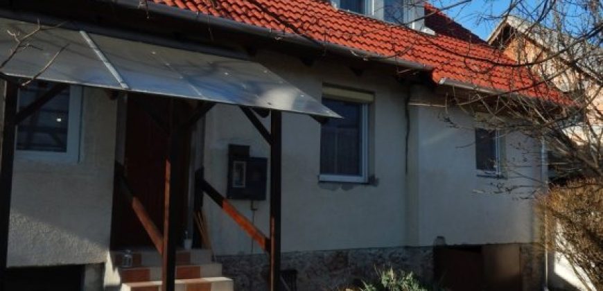 Komárom-Esztergom megye – Tata – Nincs megadva