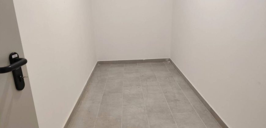 Komárom-Esztergom megye – Komárom – Nincs megadva