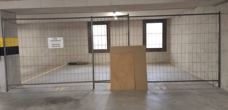 Komárom-Esztergom megye – Komárom – Nincs megadva