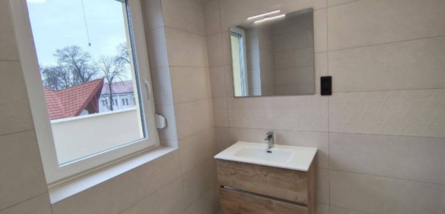 Komárom-Esztergom megye – Komárom – Nincs megadva